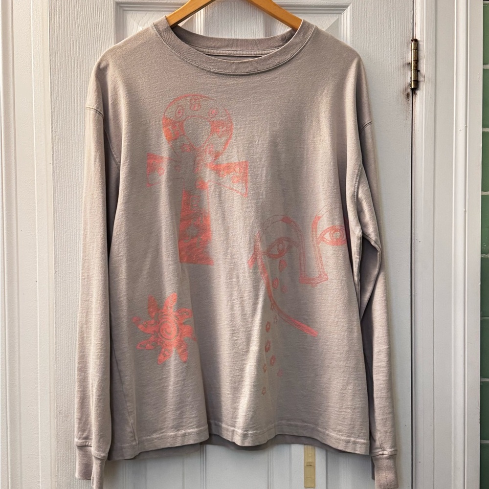 Graphic Long Sleeve Tee - Gray